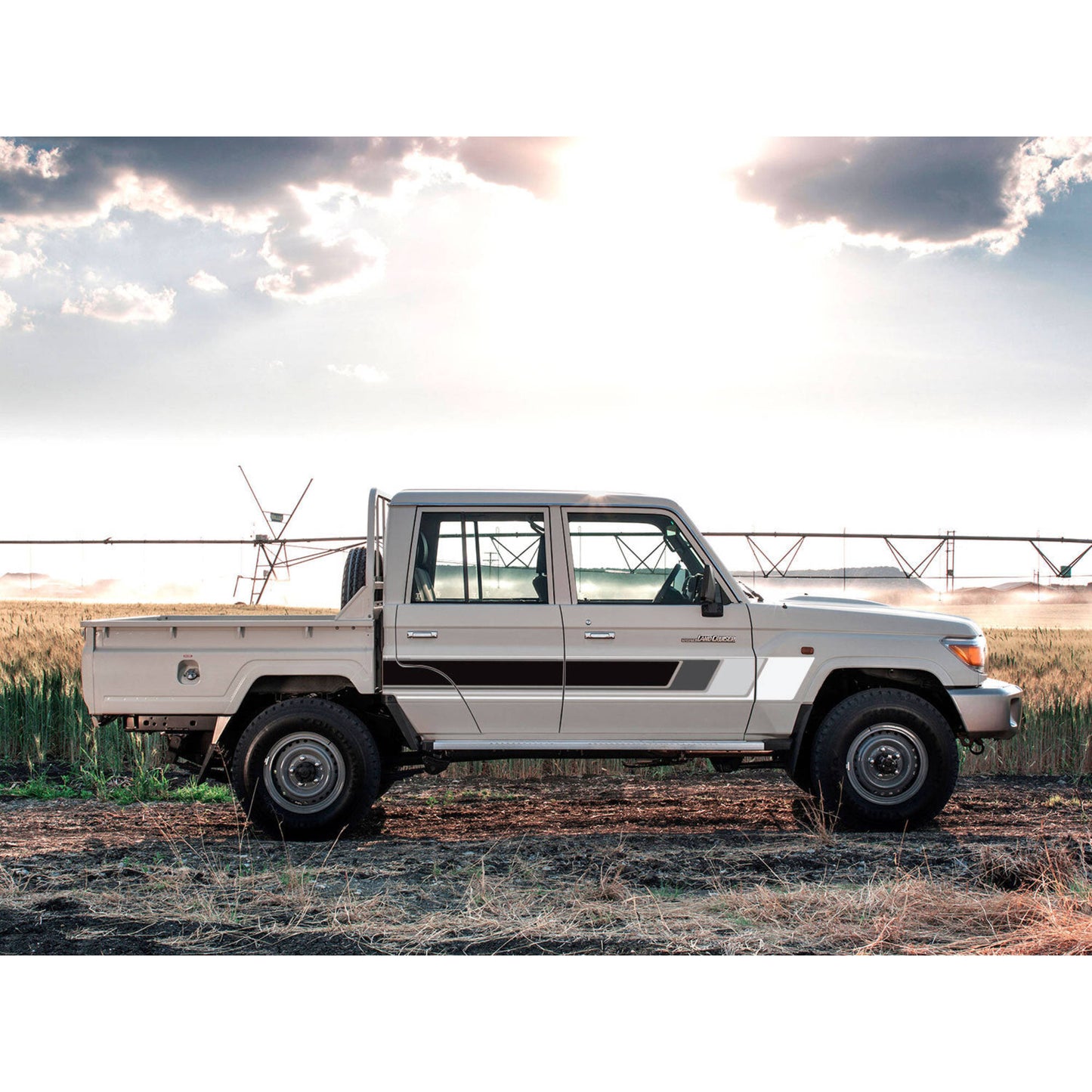 Decal Body Stripe Kit (Cobar) - 79 Series Dual Cab (2012-)