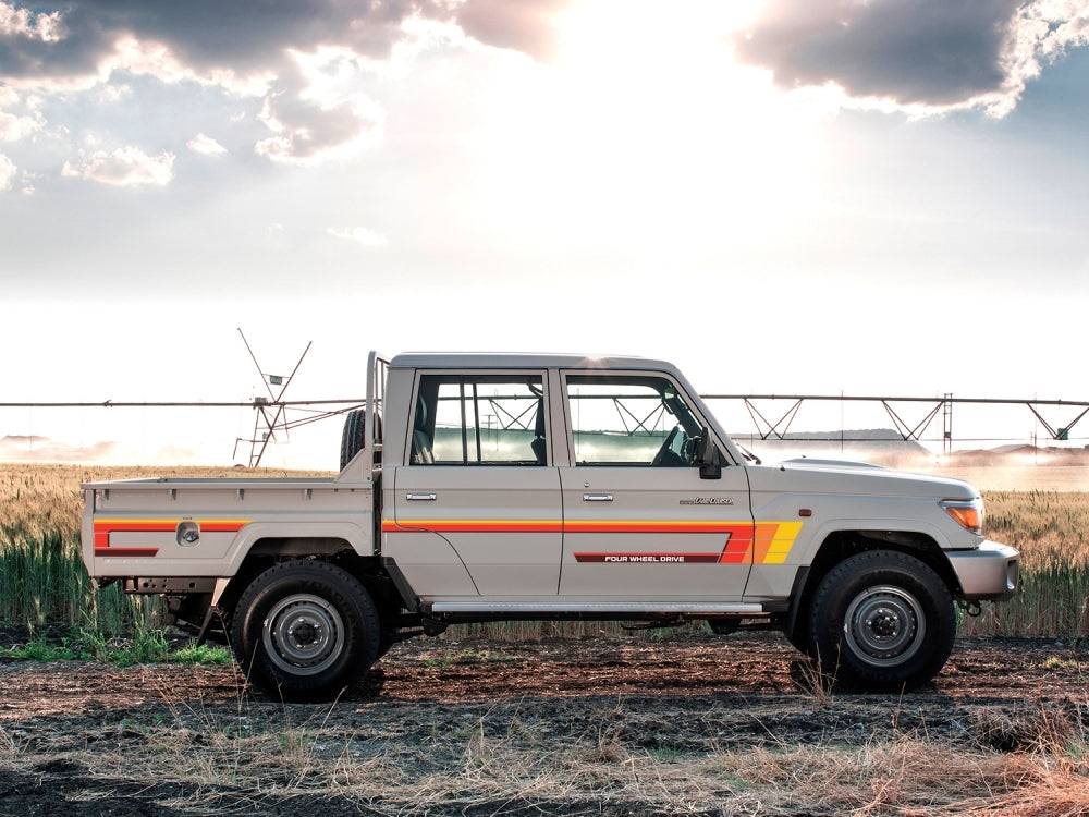 70 Series Land Cruiser Decal Body Stripe Kit (Tweed) - 79 Series Dual Cab (2012-)